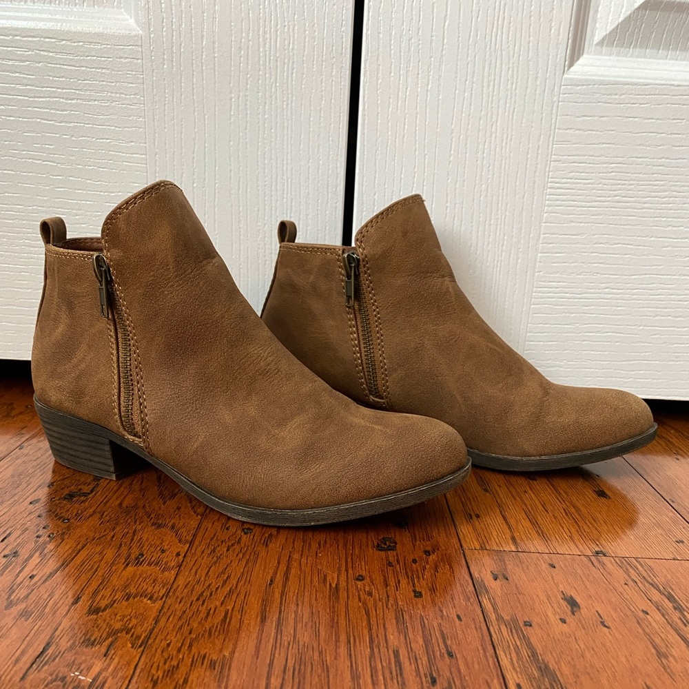 Tan Zip-up Madden Girl Booties Size 8